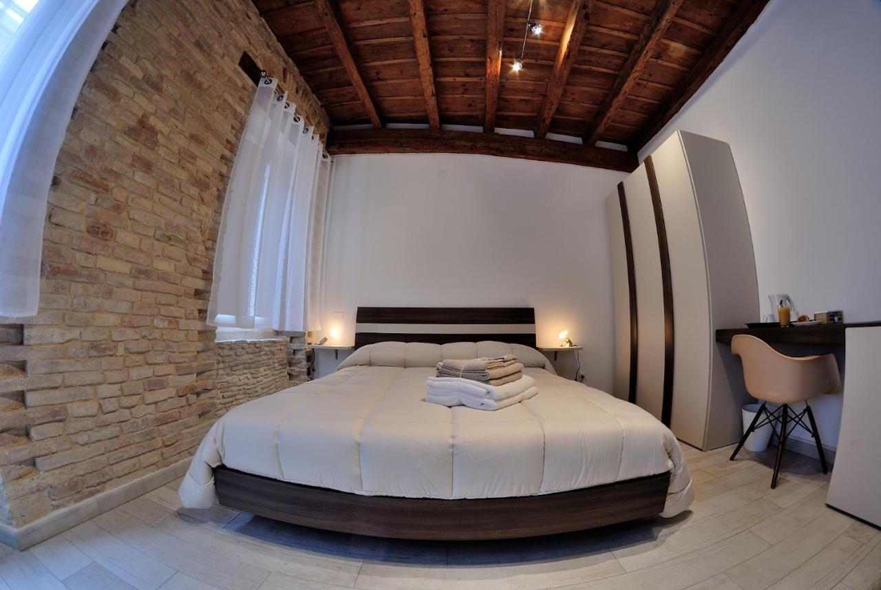 B&B Del Corso Loreto Exterior foto